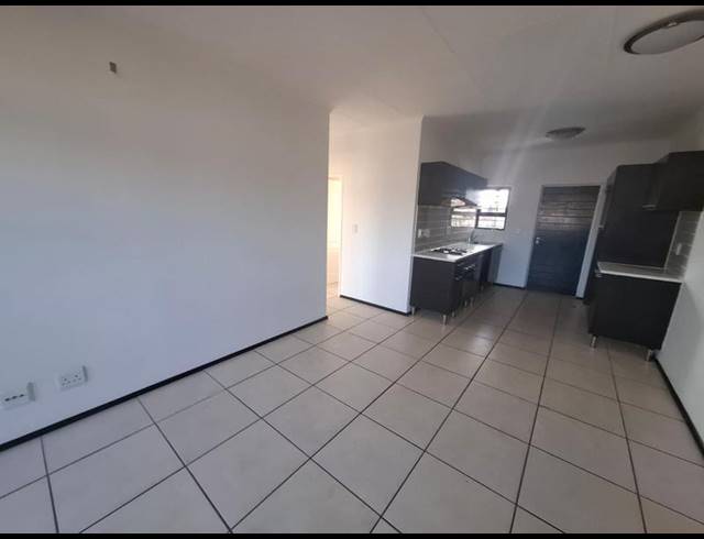 2 BEDROOM APARTMENT FOR SALE IN NOORDWYK